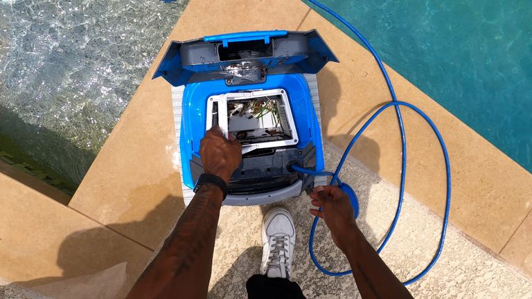 Dolphin Cayman POV Top Lid Open Filter Basket Debris