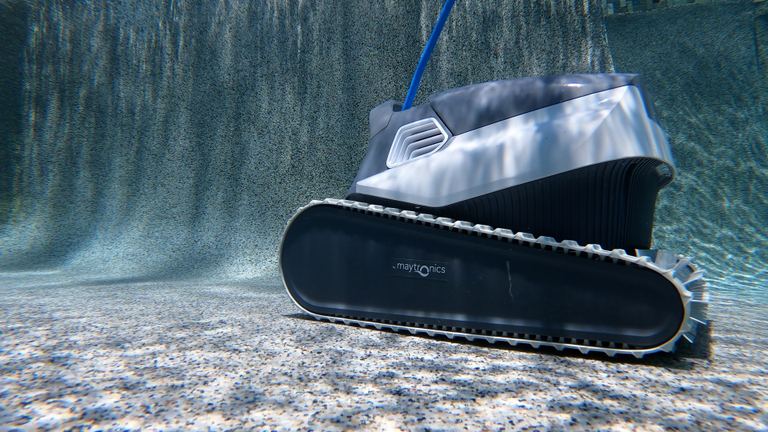 Dolphin Quantum Underwater Level Robot Track On Pool Floor