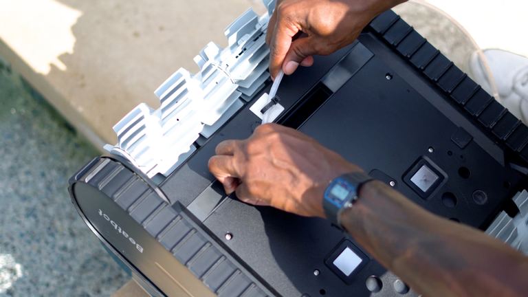 Beatbot Aquasense 2 Pro Hands Attaching Power Cord Robot Deck